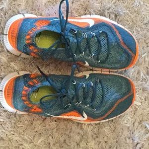 Nike Free knit shoes